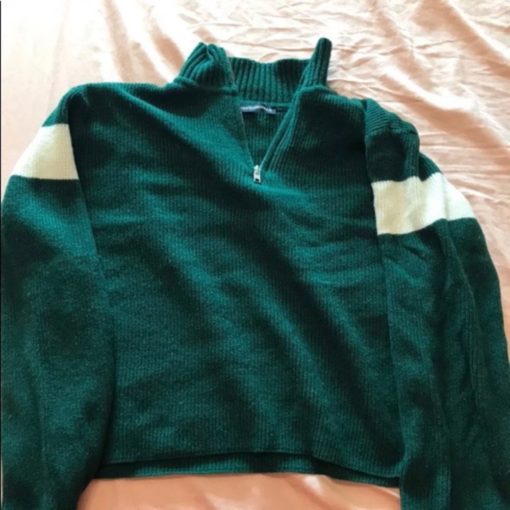 Casey Sweater Brandy Melville
